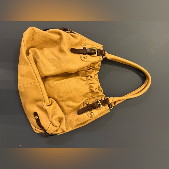 Authentic Prada handbag - Picture 2 of 7